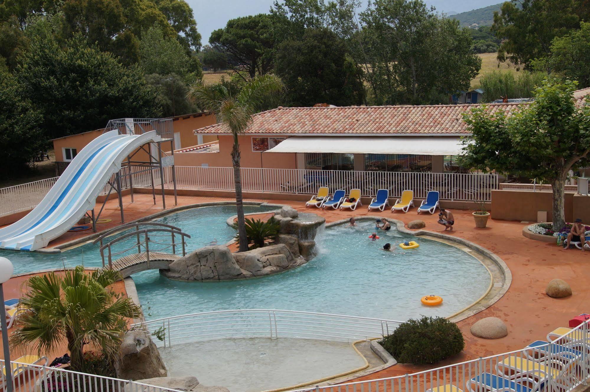 Camping International Calvi  Buitenkant foto